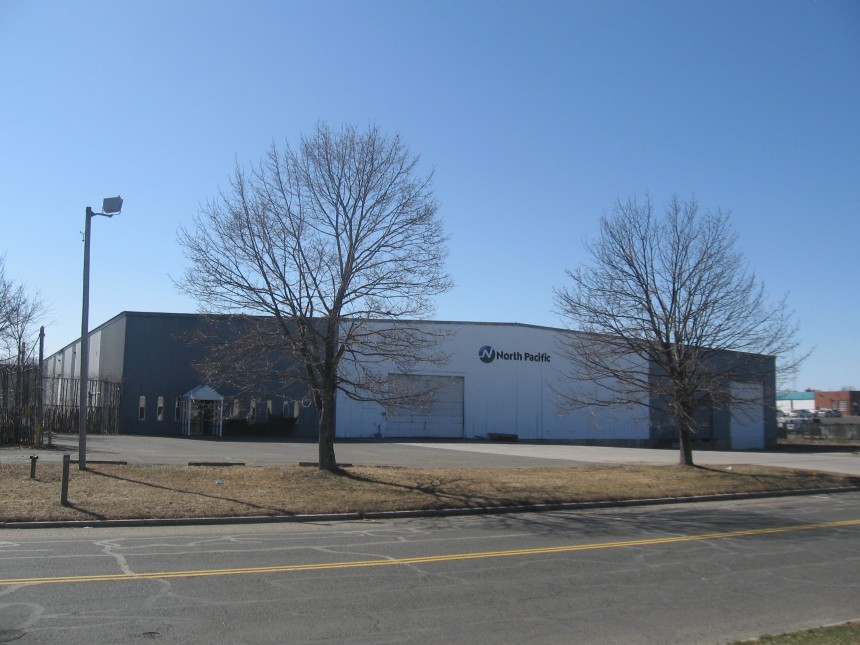 121 Memorial Dr